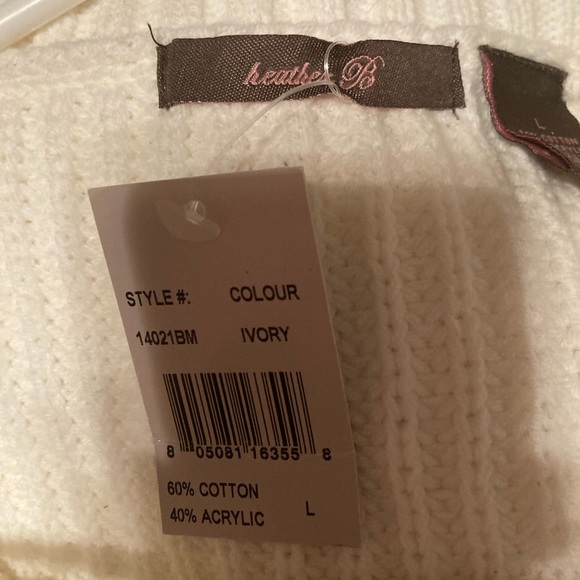 Size Large Cold shoulder Women’s Heather B Color Ivory Heavy Long top New - Picture 5 of 7